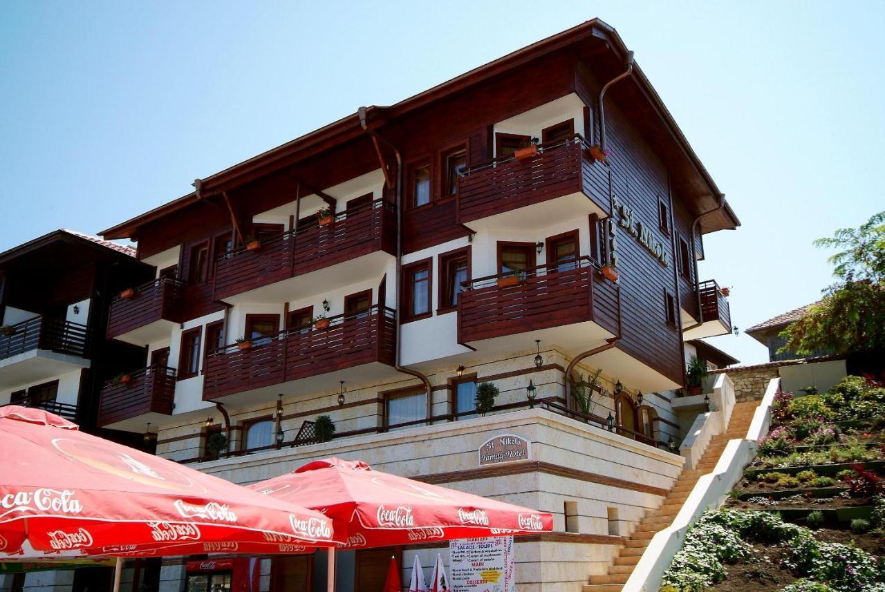 Family Hotel Saint Nikola เนเซบาร์ ภายนอก รูปภาพ